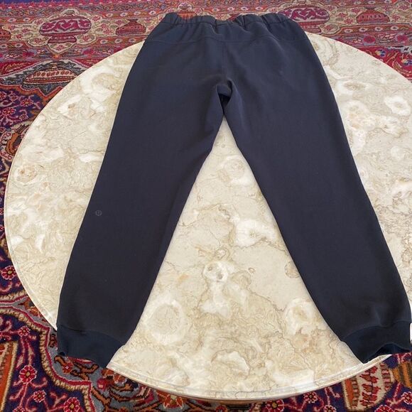 Lululemon On The Fly Jogger Woven Black - Picture 8 of 15